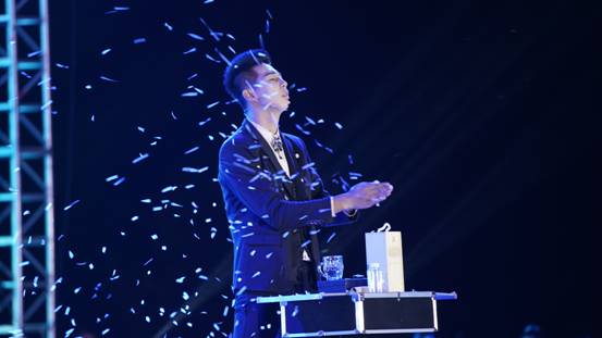 DSC03000